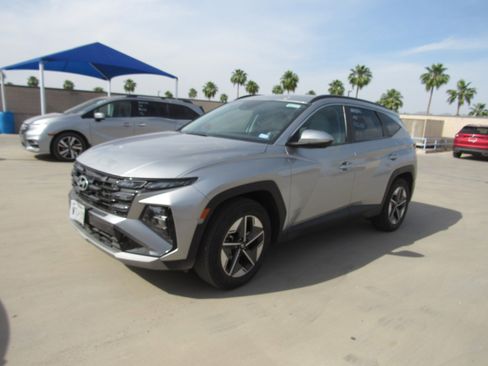 Used 2025 Hyundai Tucson SEL image 1