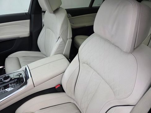 Used 2023 BMW X7 M60i w/ Executive Package AWD/4WD image 11