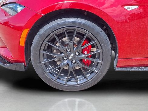 Used 2016 MAZDA MX-5 Miata Club w/ Brembo/BBS Package RWD image 9