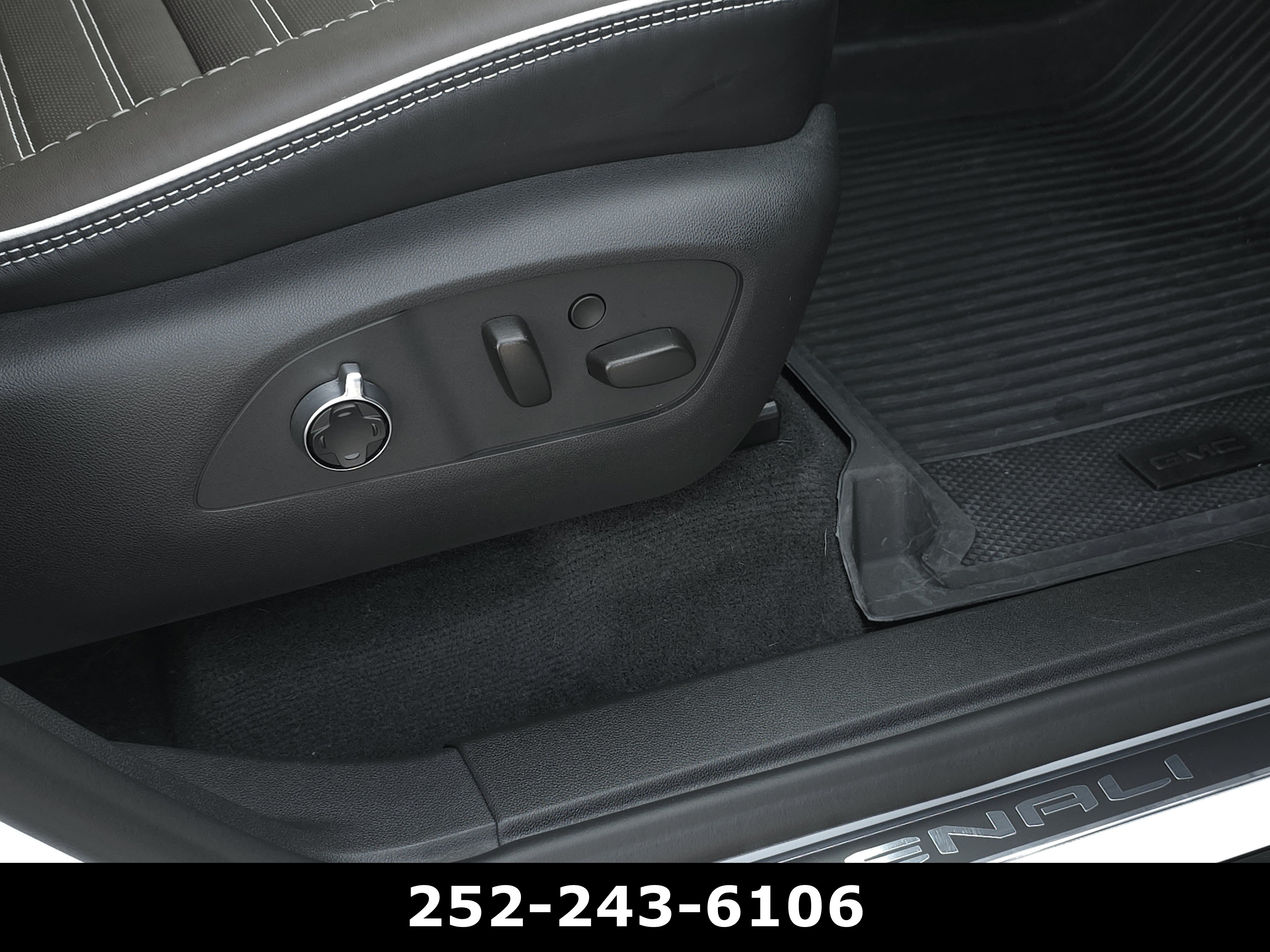 Used 2026 GMC Acadia Denali Ultimate FWD image 53