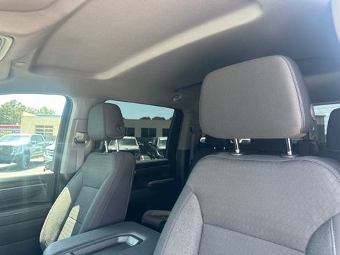 Used 2024 GMC Sierra 2500 SLE w/ SLE Value Package; AWD/4WD image 12