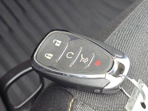 Used 2020 Chevrolet Equinox LT image 37