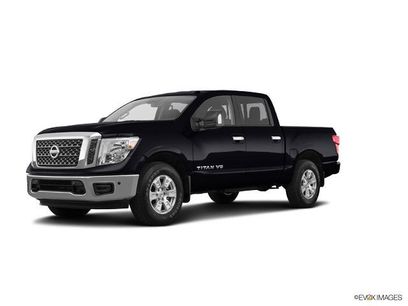 Used 2018 Nissan Titan SV w/ SV Convenience Package