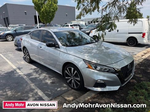Used 2021 Nissan Altima 2.5 SR AWD/4WD image 1