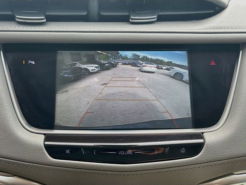 Used 2019 Cadillac XT5 Luxury FWD image 13