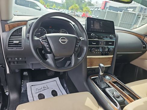 Used 2024 Nissan Armada SL w/ Captain's Chairs Package RWD image 21