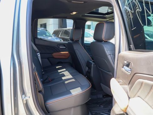 New 2026 GMC Canyon AT4 w/ Technology Plus Package AWD/4WD image 33