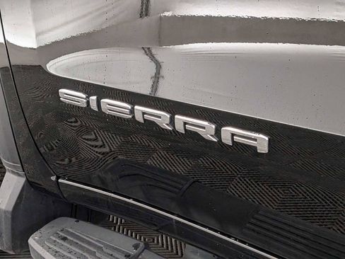 Used 2022 GMC Sierra 1500 SLT w/ SLT Convenience Package image 14