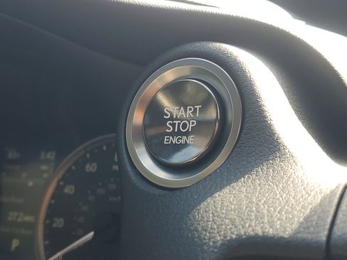 Used 2025 Lexus IS 300 w/ Comfort Package RWD image 34