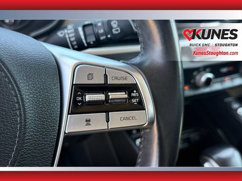 Used 2021 Kia Telluride S AWD/4WD image 16