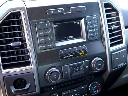 Used 2017 Ford F250 XLT image 11