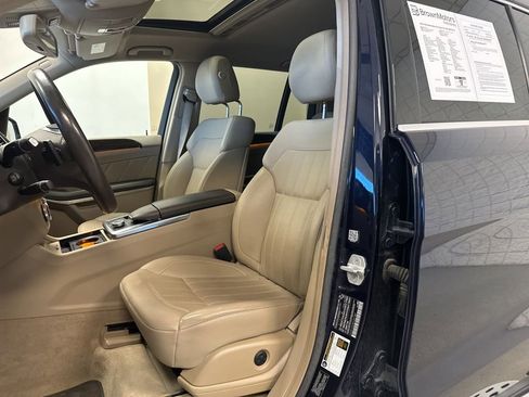 Used 2014 Mercedes-Benz GL 450 4MATIC image 3