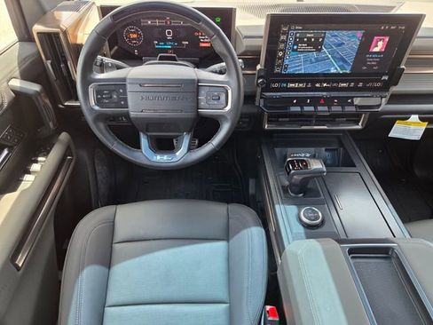 Used 2025 GMC Hummer EV 3X w/ LPO, Sport Package AWD/4WD image 18