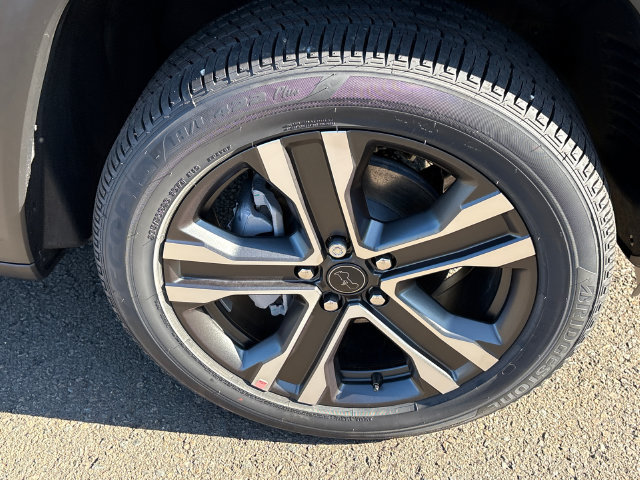 New 2027 Jeep Grand Cherokee Limited AWD/4WD image 7