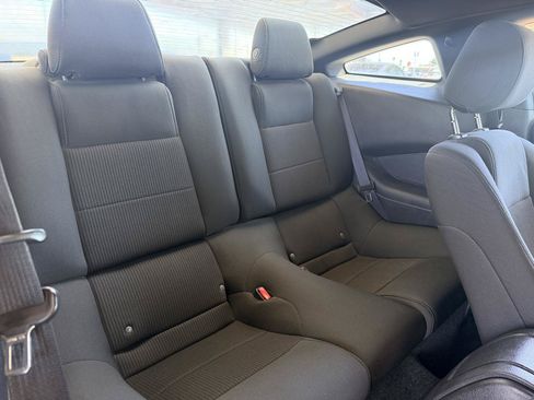 Used 2014 Ford Mustang Coupe RWD image 13