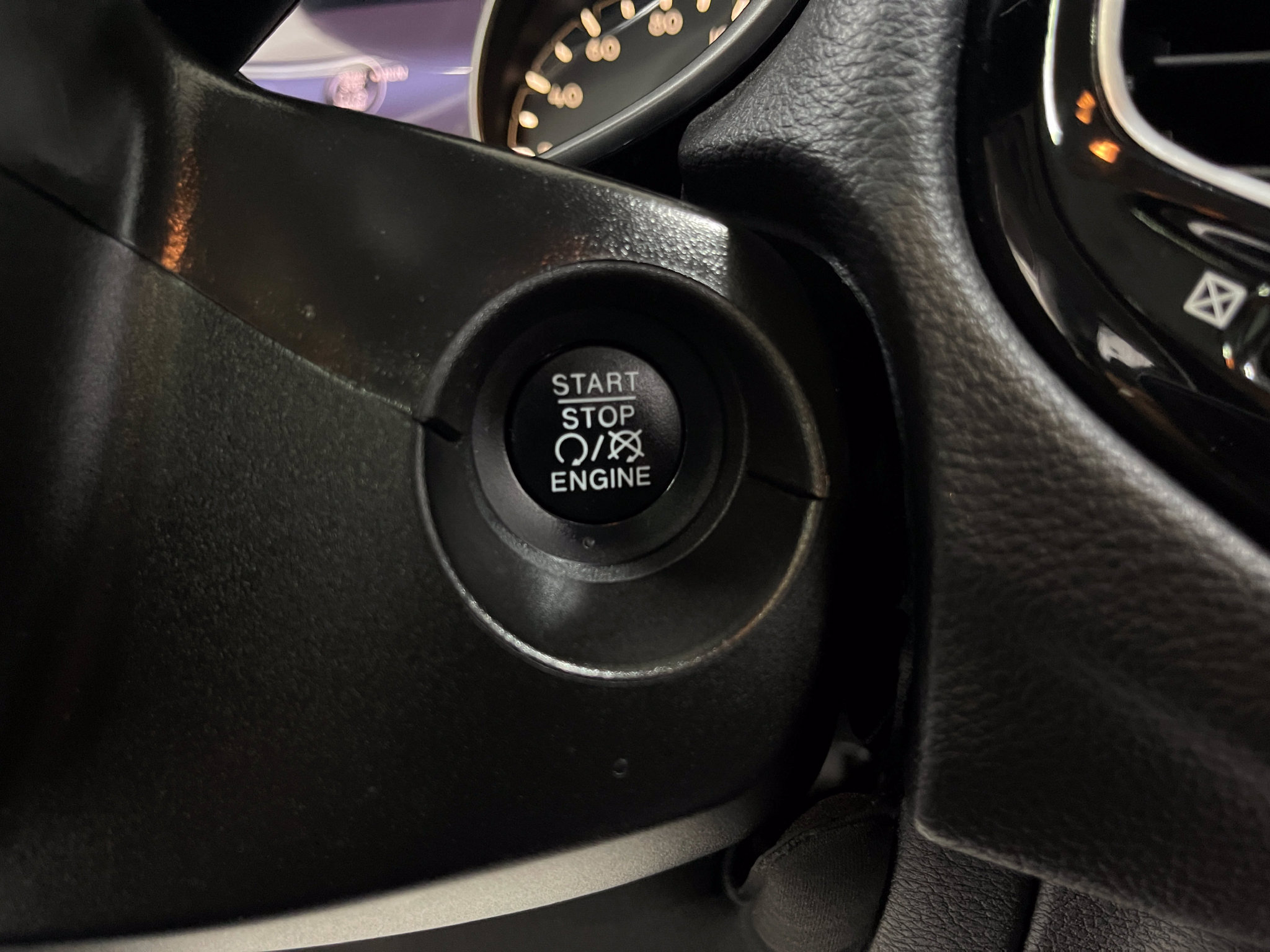 Used 2019 Jeep Compass Limited AWD/4WD image 21