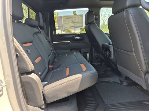New 2026 GMC Sierra 2500 AT4 w/ AT4 Premium Plus Package AWD/4WD image 24