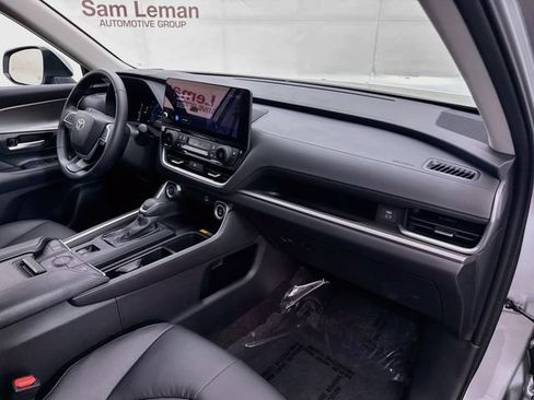 Used 2026 Toyota Grand Highlander AWD Hybrid image 30