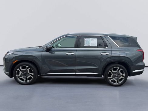 Used 2023 Hyundai Palisade Limited w/ Cargo Package AWD/4WD image 6