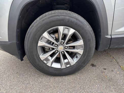 Used 2025 Chevrolet Equinox LT FWD image 31