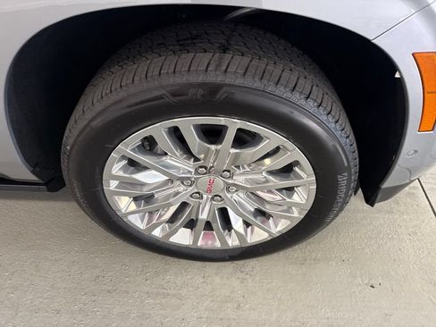 New 2026 GMC Yukon Denali w/ Sun & Power Step Package RWD image 4