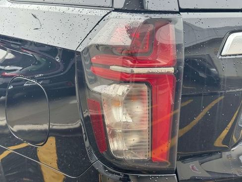 Used 2023 Chevrolet Tahoe High Country image 15