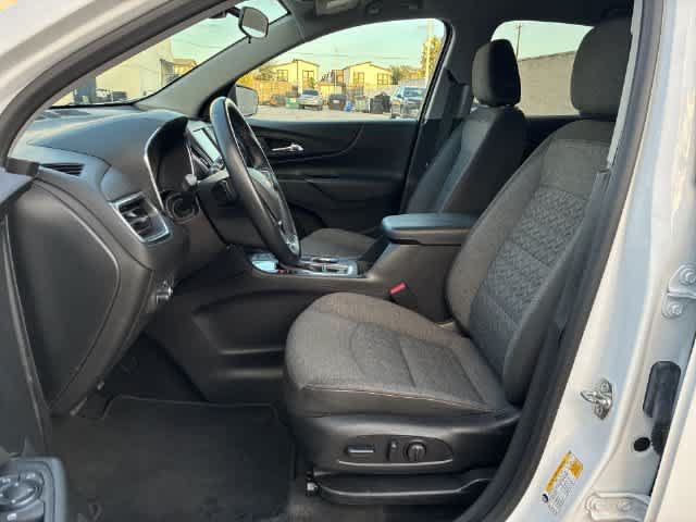 Used 2024 Chevrolet Equinox LT FWD image 17