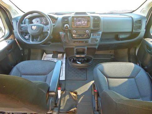 Used 2025 RAM ProMaster 2500 w/ Convenience Group FWD image 2