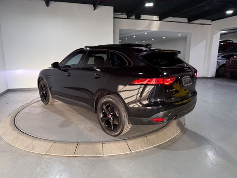Used 2020 Jaguar F-PACE Prestige image 11