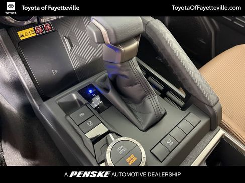 Used 2026 Toyota 4Runner Limited image 34