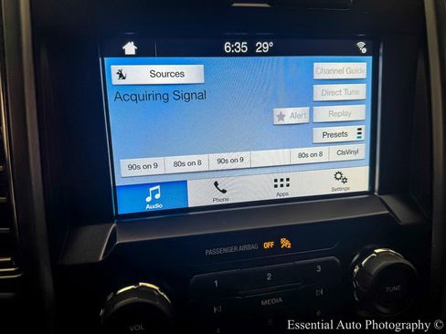 Used 2018 Ford F150 XLT w/ Equipment Group 302A Luxury AWD/4WD image 15