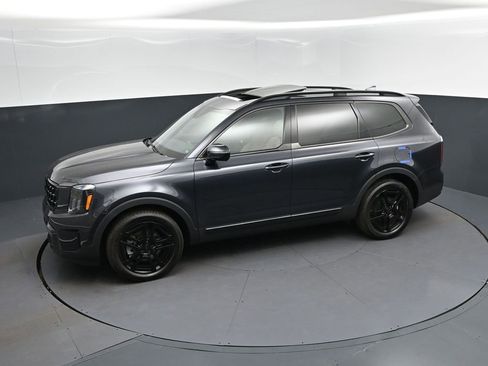 Used 2025 Kia Telluride SX X-Line AWD/4WD image 32