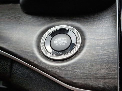 Used 2021 Jeep Grand Cherokee L Limited image 28