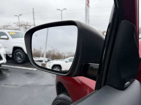 Used 2019 Nissan Pathfinder Platinum image 25