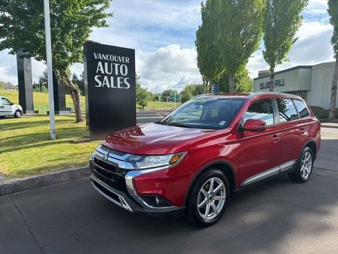 Used 2020 Mitsubishi Outlander ES AWD/4WD image 1