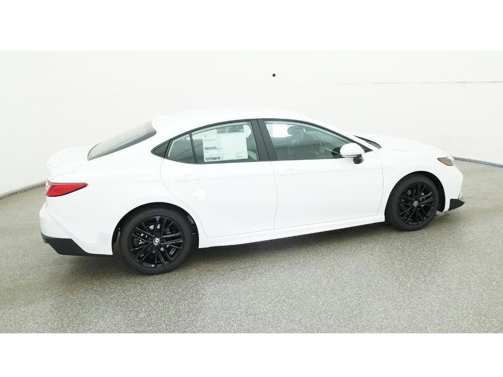 Used 2025 Toyota Camry SE FWD image 12