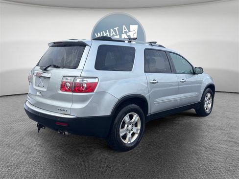 Used 2010 GMC Acadia SLE image 3