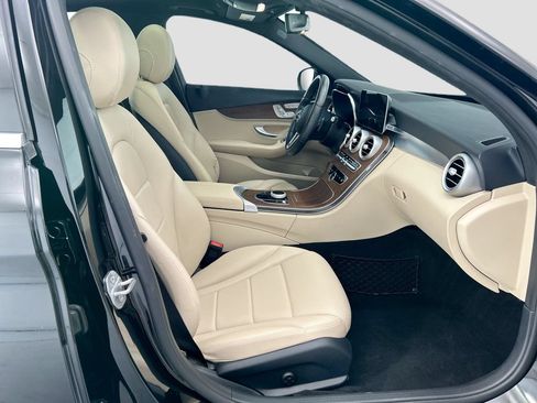 Used 2021 Mercedes-Benz C 300 Sedan image 18