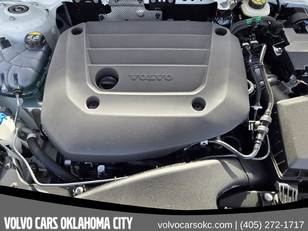 Used 2026 Volvo XC40 B5 Plus w/ Protection Package Premier AWD/4WD image 32