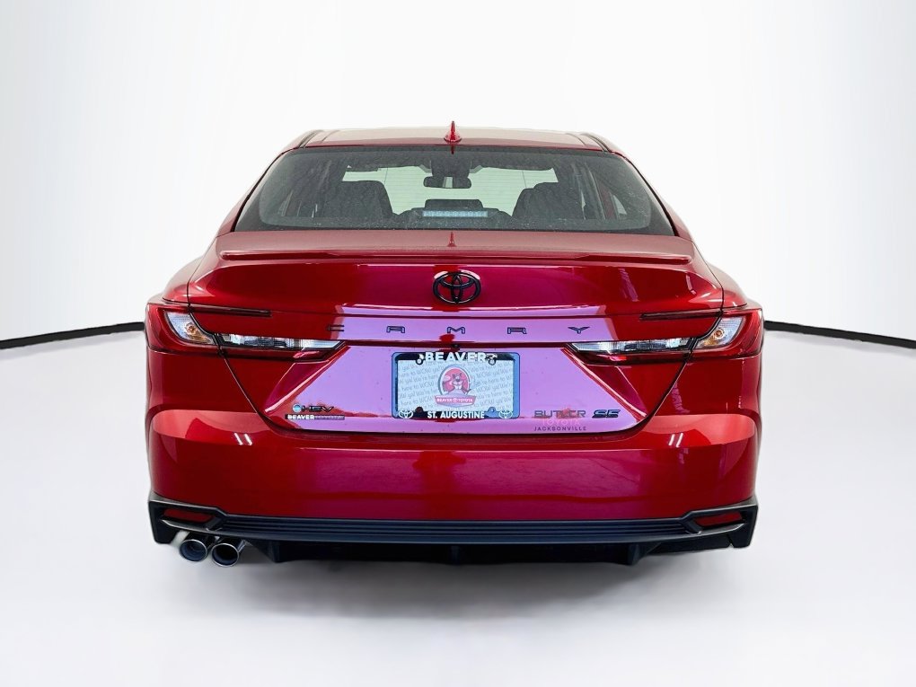 Used 2026 Toyota Camry SE FWD image 8