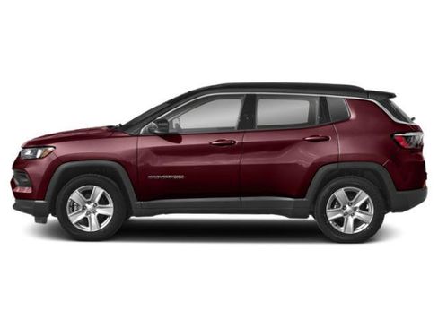 Used 2022 Jeep Compass Limited w/ Sun and Sound Group AWD/4WD image 3