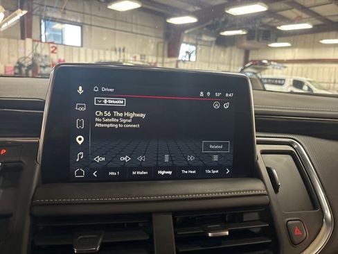 Certified 2023 GMC Yukon XL SLT AWD/4WD image 23