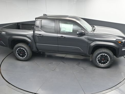 New 2026 Toyota Tacoma TRD Off-Road AWD/4WD image 30