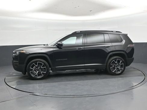 New 2026 Jeep Cherokee Overland w/ Trailer Tow Group AWD/4WD image 7