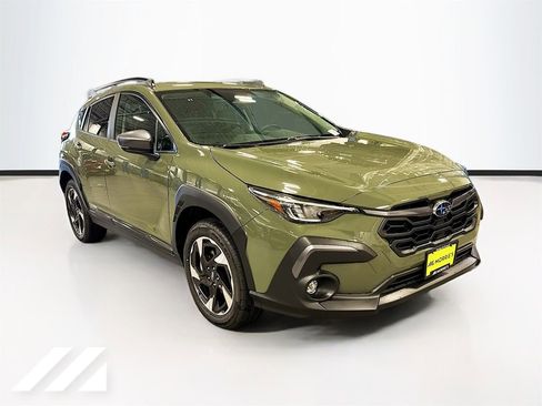 Certified 2025 Subaru Crosstrek 2.5i Limited w/ Popular Package #3A AWD/4WD image 3
