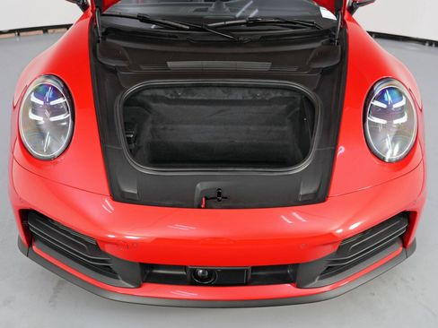 Used 2025 Porsche 911 Carrera image 8