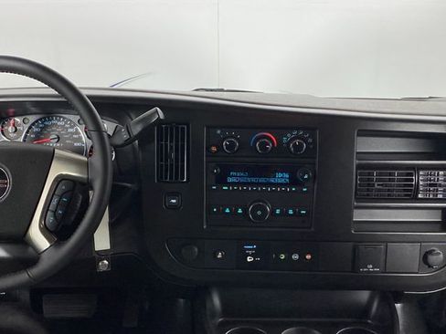 Certified 2022 GMC Savana 2500 w/ Driver Convenience Package RWD image 19