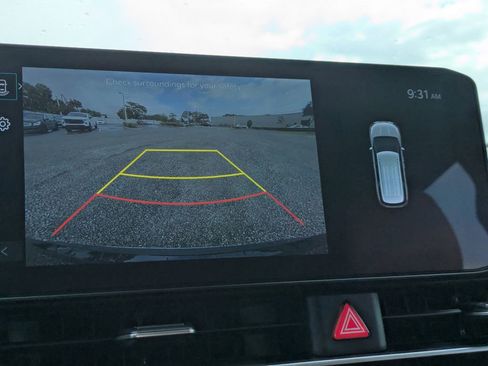 Used 2026 Kia Carnival EX FWD image 22