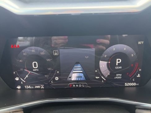 Certified 2024 GMC Canyon Denali image 18