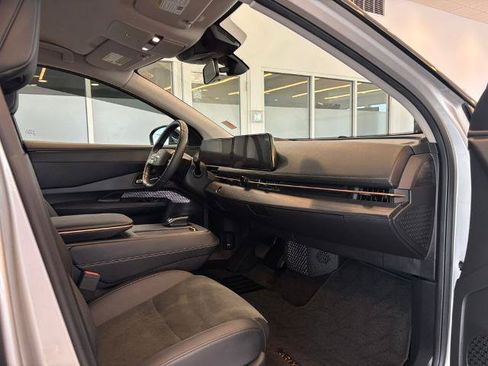 Certified 2024 Nissan Ariya AWD image 24